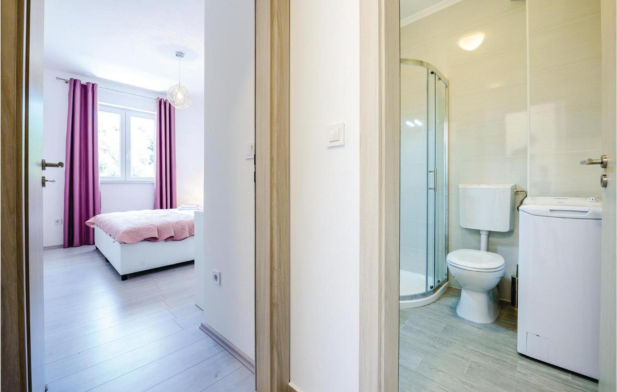 Amazing Apartment In Cavtat With House Sea View ภายนอก รูปภาพ